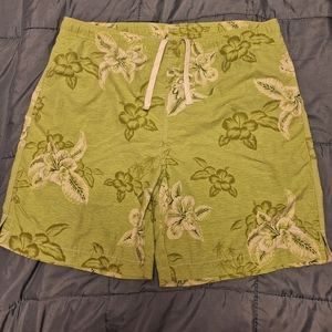 Like New! Tommy Bahamas Relax swim trunks/ board Shorts.  Size M mens